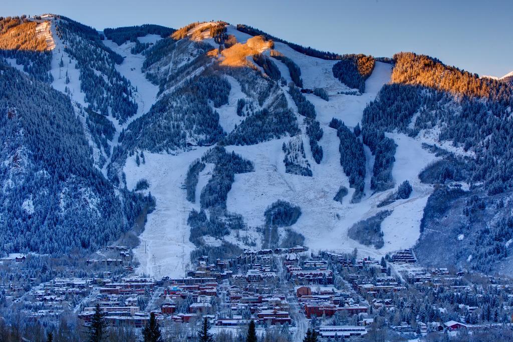 Hotel The Little Nell Aspen Exterior foto